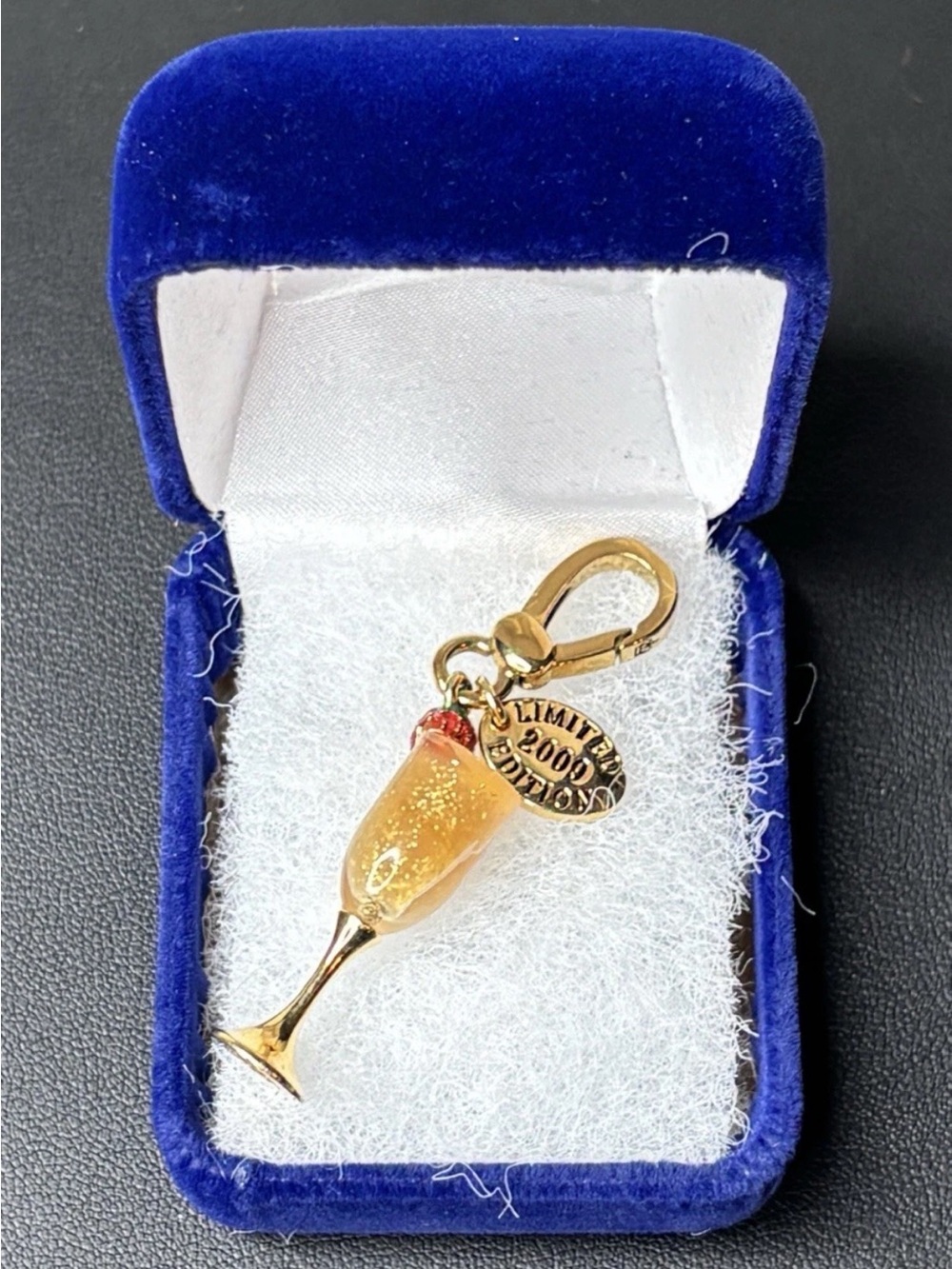 Juicy Couture Gold-Tone Champagne Limited Edition 2009 Charm